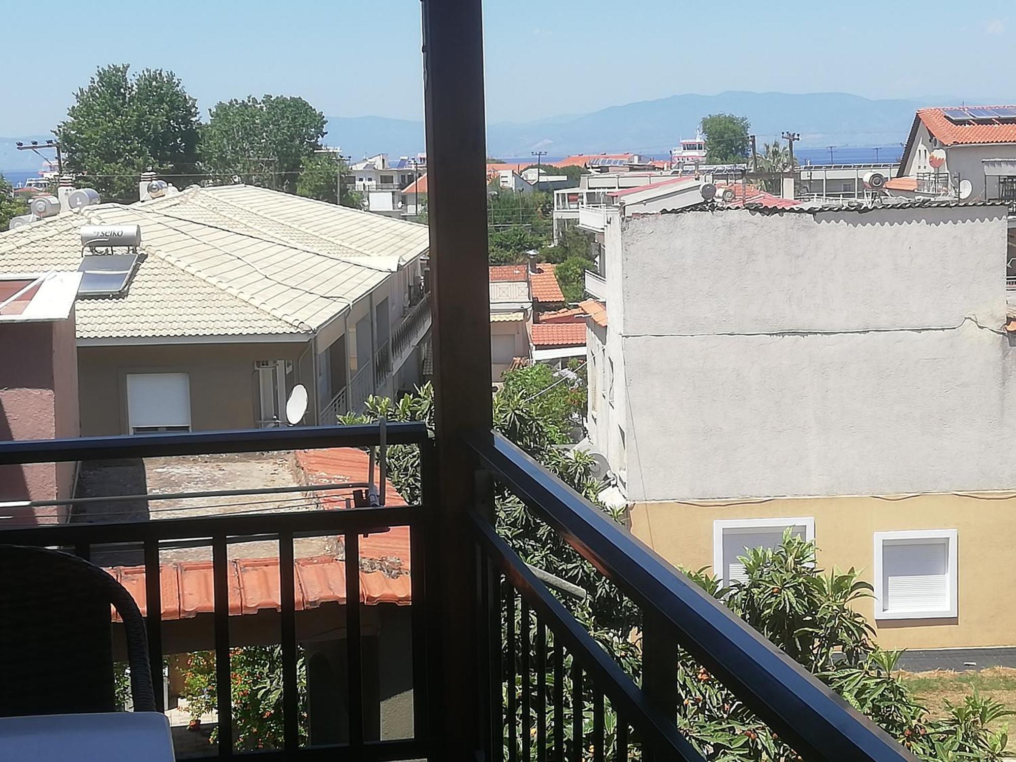 Dimitriadis Fresh Edem Limenas  Bagian luar foto